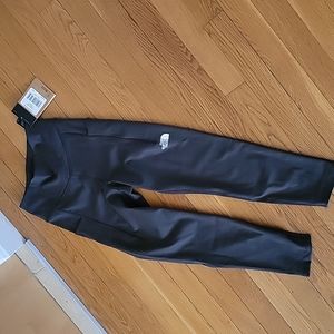 northface crop leggins with pockets